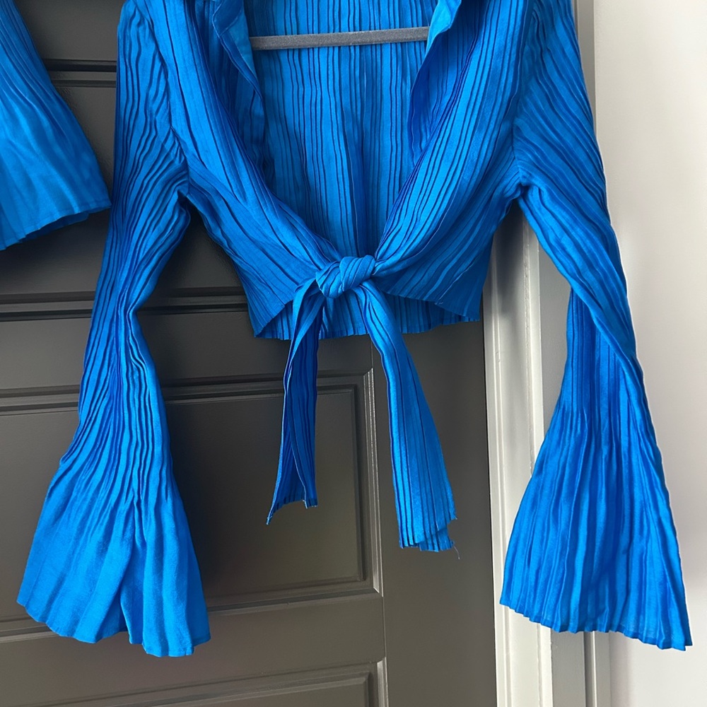 Fashion Nova Vibrant Blue Set - Picture 2 of 11